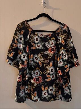 LOFT Navy Floral Print Short Sleeve Blouse